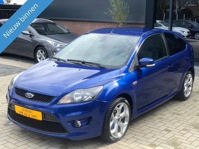 Ford Focus 2.5 ST 225 PK NIEUWSTAAT NAVI CAMERA CLIMA KEYLESS LM VELGEN