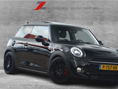 MINI Mini 2.0 Cooper S Salt | Navigatie | Full LED | Panoramadak | Black Optic | Cruise-control | Stoelverwarming | Betreft een echte auto!! Keurig onderhouden en in goede staat.