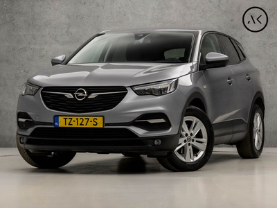 Opel Grandland X 1.2 Turbo Sport (APPLE CARPLAY, NAVIGATIE, CLIMATE, TREKHAAK, LEDER, SPORTSTOELEN, GETINT GLAS, CRUISE, DAB+, PARKEERSENSOREN, NIEUWSTAAT)