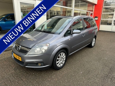 Opel Zafira 1.6 Temptation | 7-persoons | Trekhaak | Airco | Cruise control | Dakrails |