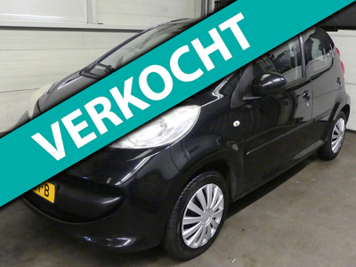 Peugeot 107 1.0-12V - Airco - 5 deurs - Mooie auto!