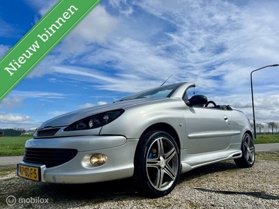 Peugeot 206 CC 1.6-16V, BJ 2002, Leer, PDC, APK Apr 2025