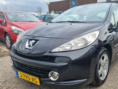 Peugeot 207 1.4-16V XS Pack