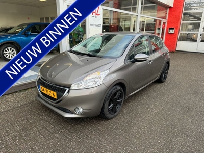 Peugeot 208 1.2 VTi Envy -1e eigenaar | Navigatie | Airco | Cruise control |