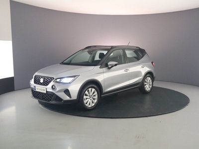 SEAT Arona Style 1.0 TSI 95pk Parkeersensor achter, Cruise control, Airco, DAB, LED verlichting, App connect, Bluetooth