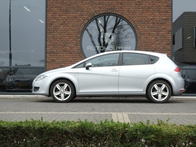 SEAT Leon 1.6 Sport-up Schuifdak, Trekhaak