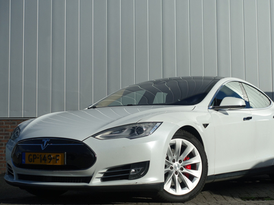 TESLA MODEL S 85D Performance |