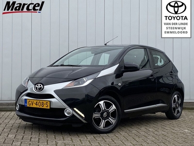 Toyota Aygo 1.0 VVT-i X-Clusiv NL Auto Keyless Navi Trekhaak Cruise Climate Control