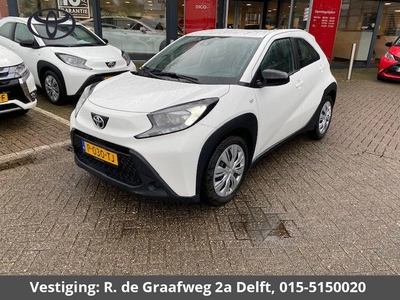 Toyota Aygo X 1.0 VVT-i MT play | Apple Carplay & AndroidAUTO | All-Season banden | Adaptive Cruise control