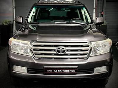 Toyota LAND CRUISER V8 YOUNGTIMER 4.5 D-4d NAP AUTOMAAT GEEL NIEUWSTAAT!!