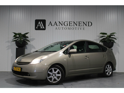 Toyota Prius 1.5 VVT-i Cruise c, Navigatie, Climate control