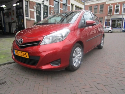 Toyota Yaris 1.3 VVT-i Aspiration 5 Drs AUTOMAAT Airco