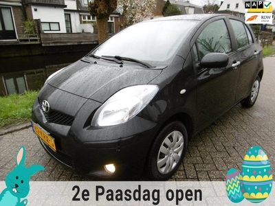 Toyota Yaris 1.3 VVTi 101pk 5-deurs 6-bak Clima 102.000km Historie Degelijk