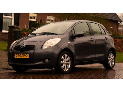 Toyota Yaris 1.3 VVTi Executive MMT 5 DEURS AUTOMAAT AIRCO VOL- LEER ZEER MOOI