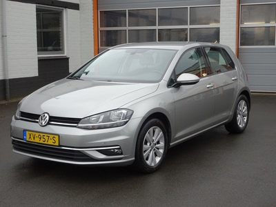 Volkswagen Golf 1.0 TSI Comfortline Business Automatische airco, navigatie, app-connect, parkeersensoren voor en achter, cruise controle, enz.