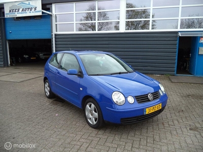 Volkswagen Polo 1.4-16V Athene