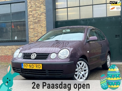 Volkswagen Polo 1.4-16V Comfortline | Airco + Cruise |