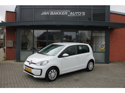 Volkswagen up! 1.0 BMT take up! ? Camera ? PDC A ? AC ?