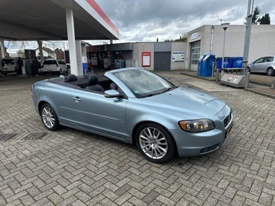 Volvo C70 2.4i Summum