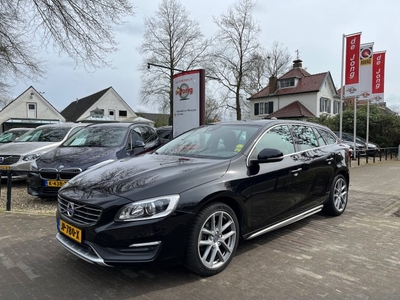 Volvo V 60 2.0 D3 NORDIC / STANDKACHEL AFN. TREKHAAK NAVI 18'' LMV