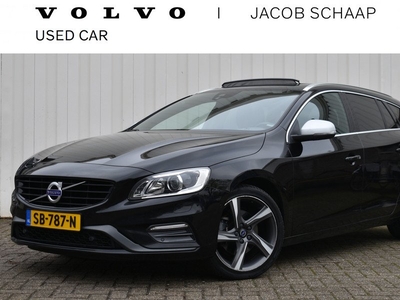 Volvo V60 D4 Business Sport | Panodak | Leder | Trekhaak | Standkachel | Keyless entry