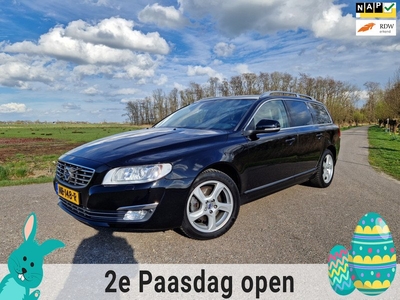 Volvo V70 2.0 D3 Polar+ / Airco / Navigatie / Cruise Controle / Leder / Schuifdak / Trekhaak / Extra LMV Wielen set /