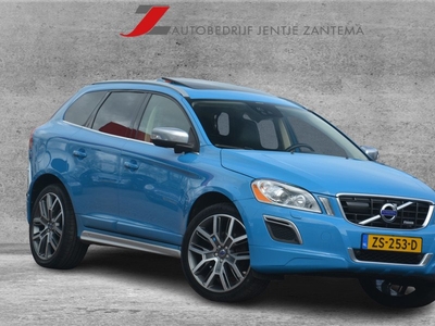 Volvo XC60 3.0 T6 AWD R-Design | Navigatie | Panoramadak | Camera | Xenon | Memory seats | BLIS | ACC | VOL!! | Uniek, Zeer dik uitgevoerde XC60 T6 in Rebel Blue!!