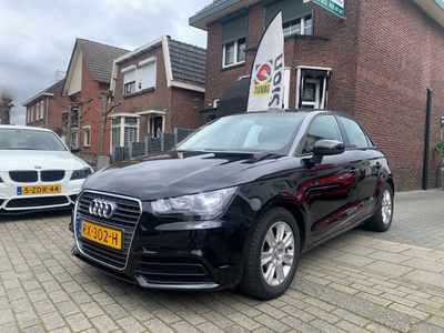 Audi A1 1.2 TFSI AMBITION zeer weinig KM compleet