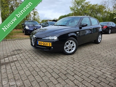 Alfa Romeo 147 1.6 T.Spark Veloce Business Pro