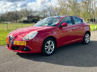 Alfa Romeo Giulietta 1.4 T Distinctive EXPORT