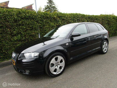 Audi A3 Sportback 1.8 TFSI Attraction Pro Line Business