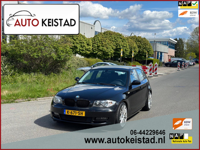 BMW 1-serie 116i FACELIFT 5-DEURS AIRCO/STOELVERWARMING! SUPER STAAT!