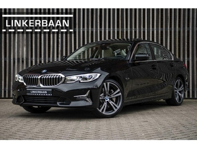 BMW 3-serie 330e Hybrid Sedan Full Option Luxury Line