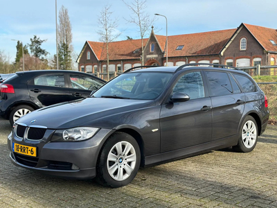 BMW 3-SERIE 3ER REIHE 320i Executive Automaat*NAVI*PDC*CLIMA*MF-stuur