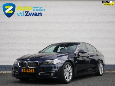 BMW 5-serie 520i Luxury Edition Leder/Memory-seats/Navi!