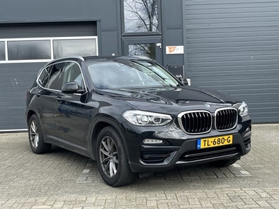 BMW X3 - sDrive18d High Executive