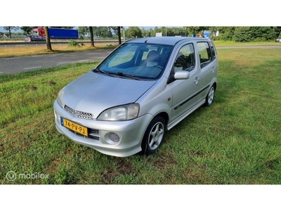 Daihatsu Young RV 1.3-16V S