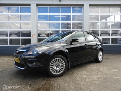 Ford Focus 1.8 Titanium Flexi Fuel