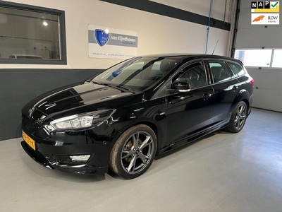 Ford Focus Wagon 1.0 ST-Line Navi|18inch|AppleCarplay