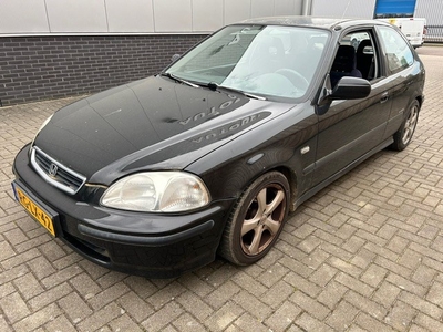 Honda Civic 1.4i SILVERSTONE (bj 1997)