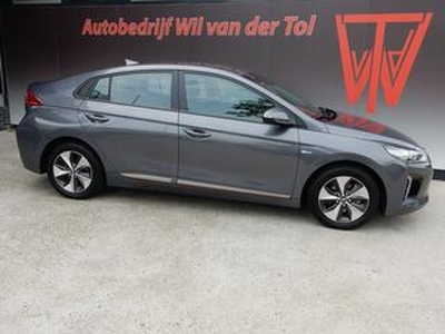 Hyundai IONIQ COMFORT EV | ADAPT. CRUISE | CLIMA | NAVIGATIE | CAMERA | 1e EIG | ALL-IN!!