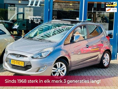 Hyundai Ix20 1.4i i-Vision hoge instap NL NAP 1e eigenaar! Pano l Navi l Camera l Cruise l Trekhaak l LM! Dealer oh l TOPSTAAT!