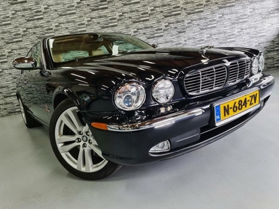 Jaguar XJ 4.2 V8 Executive *Vol.onderhouden*Youngtimer*NAP*!