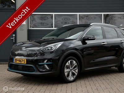 Kia e-Niro DynamicLine 64 kWh 204pk LEDER NAVI CARPLAY XENON