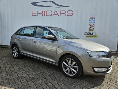 Škoda Rapid Spaceback 1.4 TSI DSG PANO NAVI TEL LM PDC CC