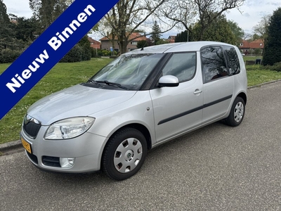 Škoda Roomster 1.4-16V Comfort Leer, Navi, Clima, Trekhaak, Cruise