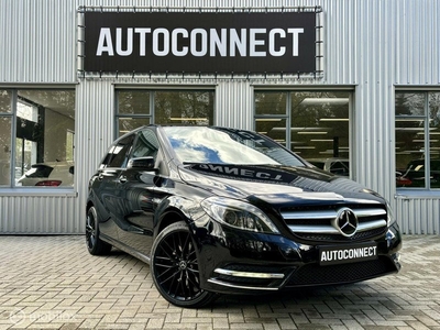 Mercedes B-klasse 220 4MATIC HALF/LEDER, NAVI, CRUISE, PDC V+A, 184 PK