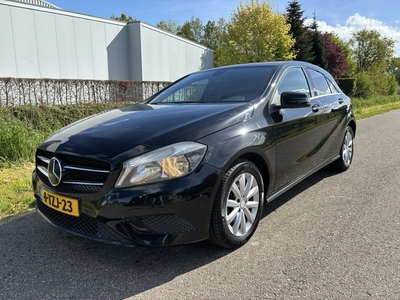 Mercedes-Benz A-Klasse 180 Prestige / AUTOMAAT / NAVI / CRUISE