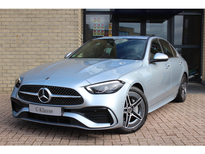 Mercedes-Benz C-Klasse 180 AMG Styling-CAMERA-KEYLESS-STUUR VERWARMBAAR-SFEER-NIEUW