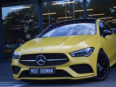 Mercedes-Benz CLA-KLASSE 250 4MATIC AMG Led Panorama Widescreen Sfeer Camera Night Pdc